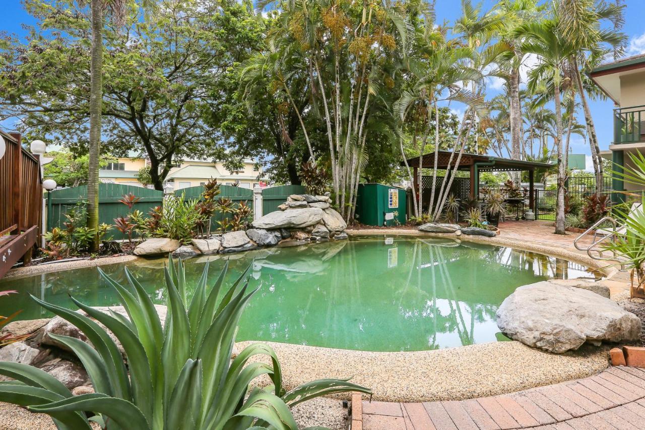 Koala Court Holiday Apartments Cairns Eksteriør bilde